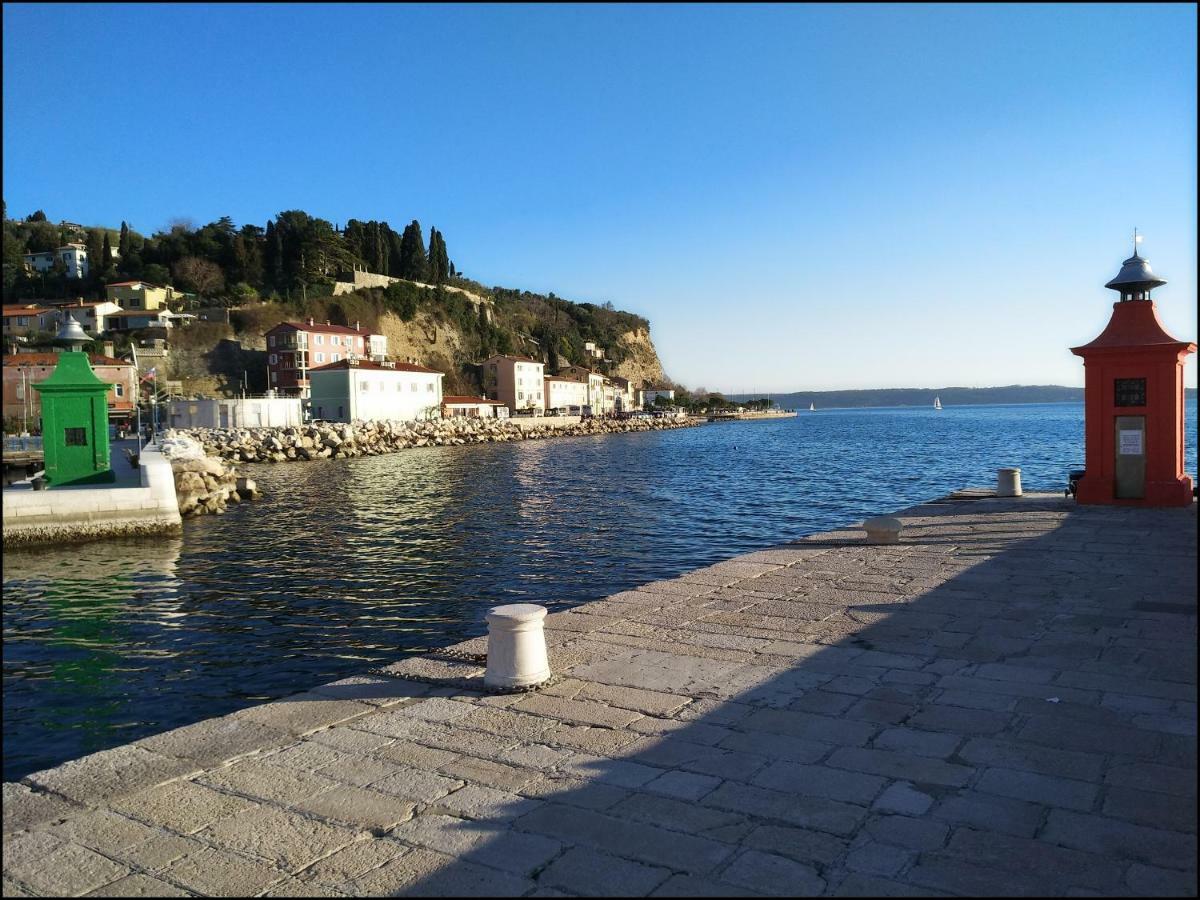 Casa Vacanze Enjoy Pirano Екстериор снимка